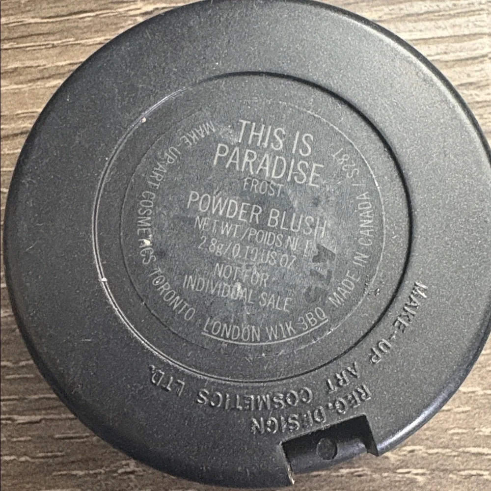 MAC 💕 Powder Blush in “This is paradise